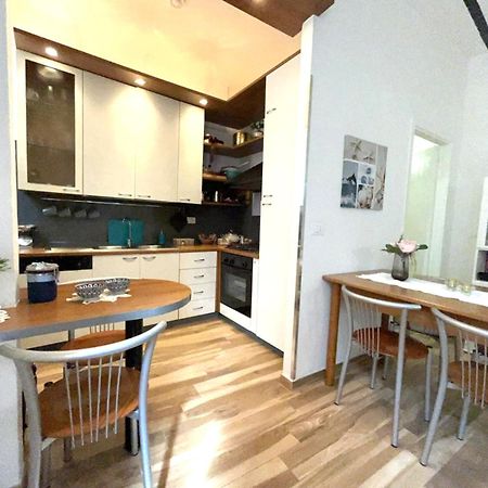 B&B La Dimora Di Tommaso Apartment - Dimora Storica Bike Friendly 오르토나 외부 사진