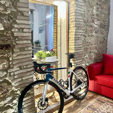 B&B La Dimora Di Tommaso Apartment - Dimora Storica Bike Friendly 오르토나 외부 사진