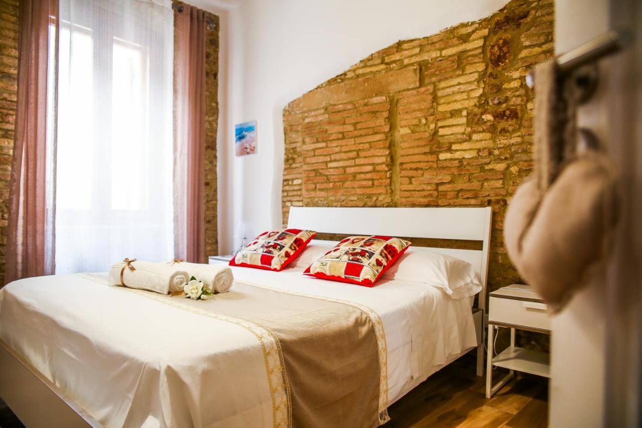 B&B La Dimora Di Tommaso Apartment - Dimora Storica Bike Friendly 오르토나 외부 사진