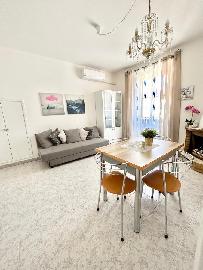 B&B La Dimora Di Tommaso Apartment - Dimora Storica Bike Friendly 오르토나 외부 사진