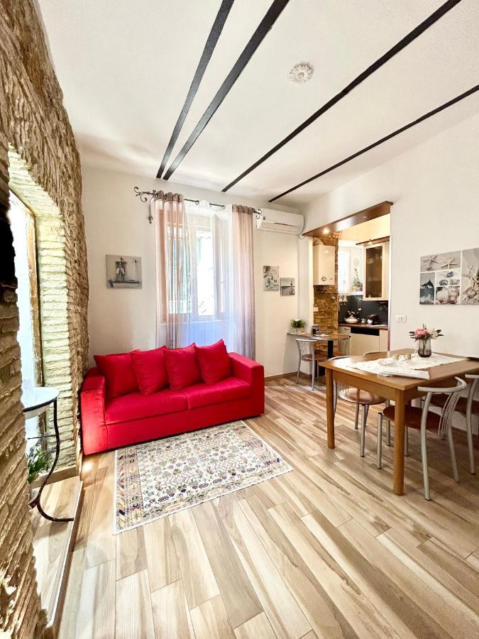 B&B La Dimora Di Tommaso Apartment - Dimora Storica Bike Friendly 오르토나 외부 사진