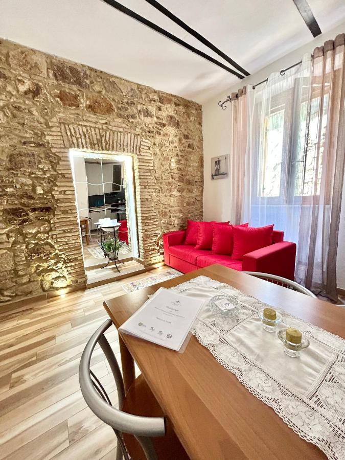 B&B La Dimora Di Tommaso Apartment - Dimora Storica Bike Friendly 오르토나 외부 사진