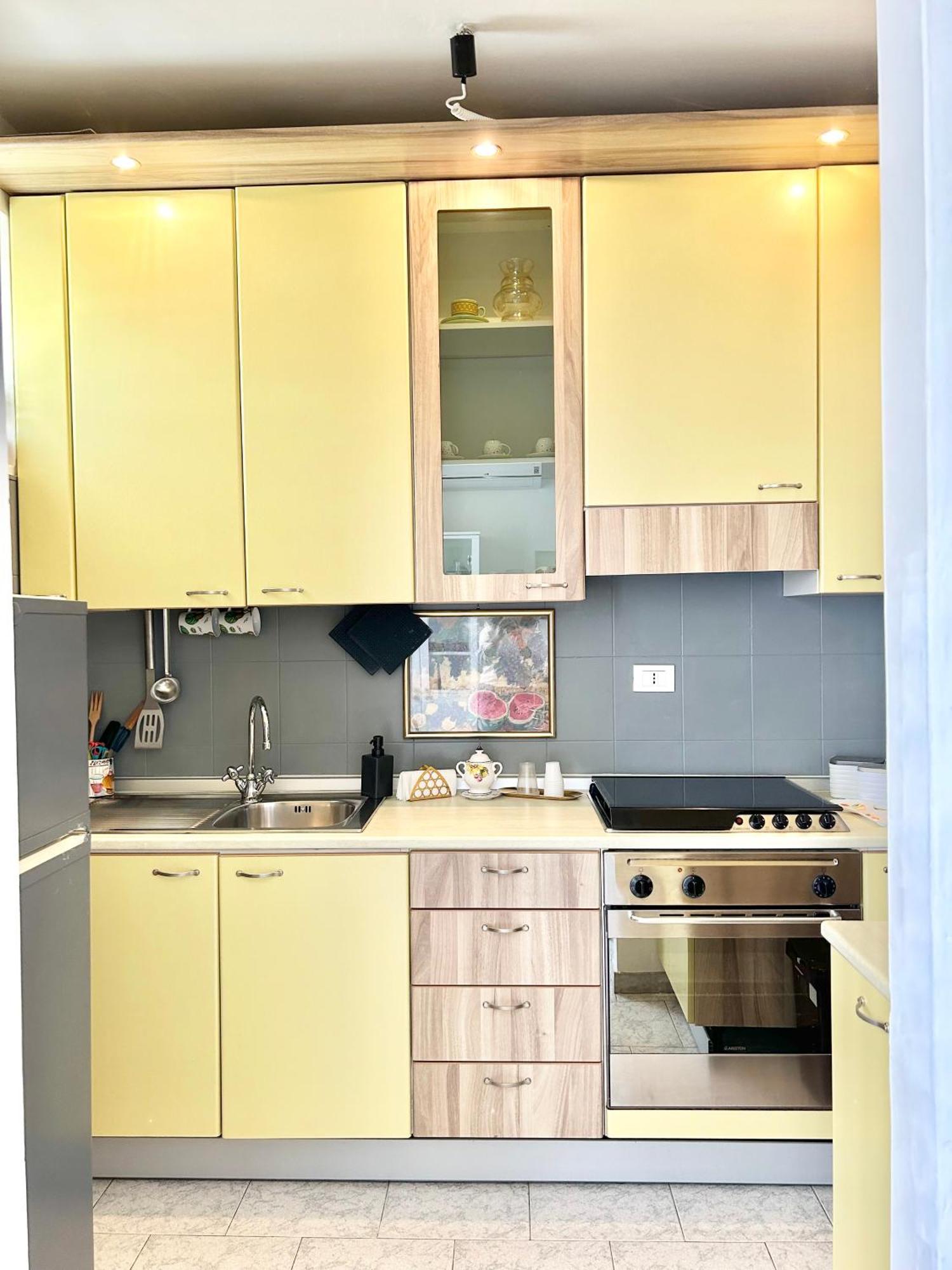B&B La Dimora Di Tommaso Apartment - Dimora Storica Bike Friendly 오르토나 외부 사진