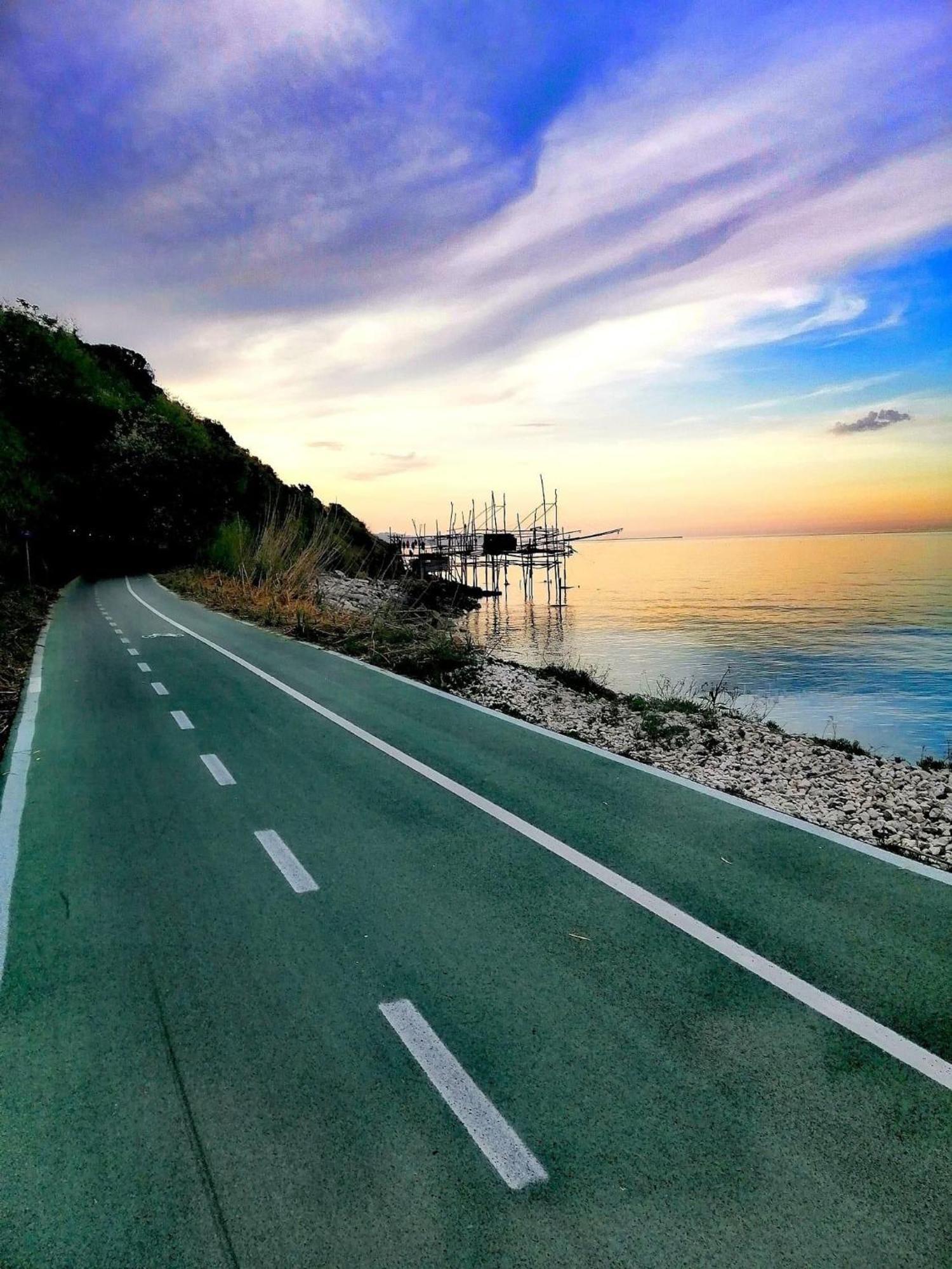 B&B La Dimora Di Tommaso Apartment - Dimora Storica Bike Friendly 오르토나 외부 사진