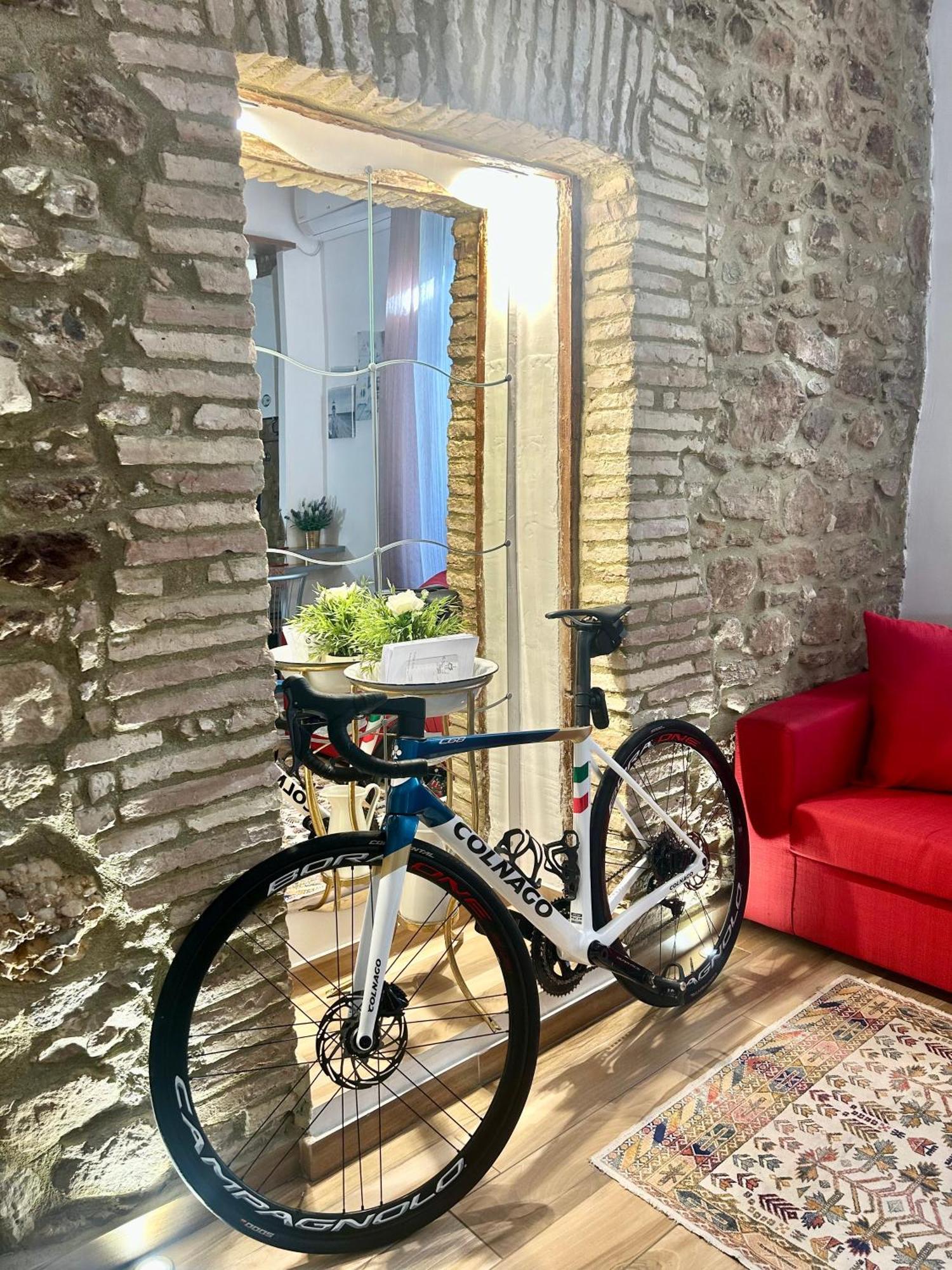 B&B La Dimora Di Tommaso Apartment - Dimora Storica Bike Friendly 오르토나 외부 사진